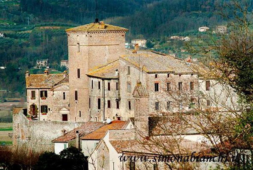 B&B Al Castello Fabro Buitenkant foto
